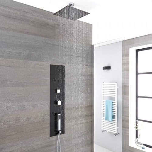 Panel de Ducha Empotrable Hidromasaje Minimalista Negro con Alcachofa de Ducha Fija de 300mm y Brazo de Ducha de Techo de 50mm - Llis