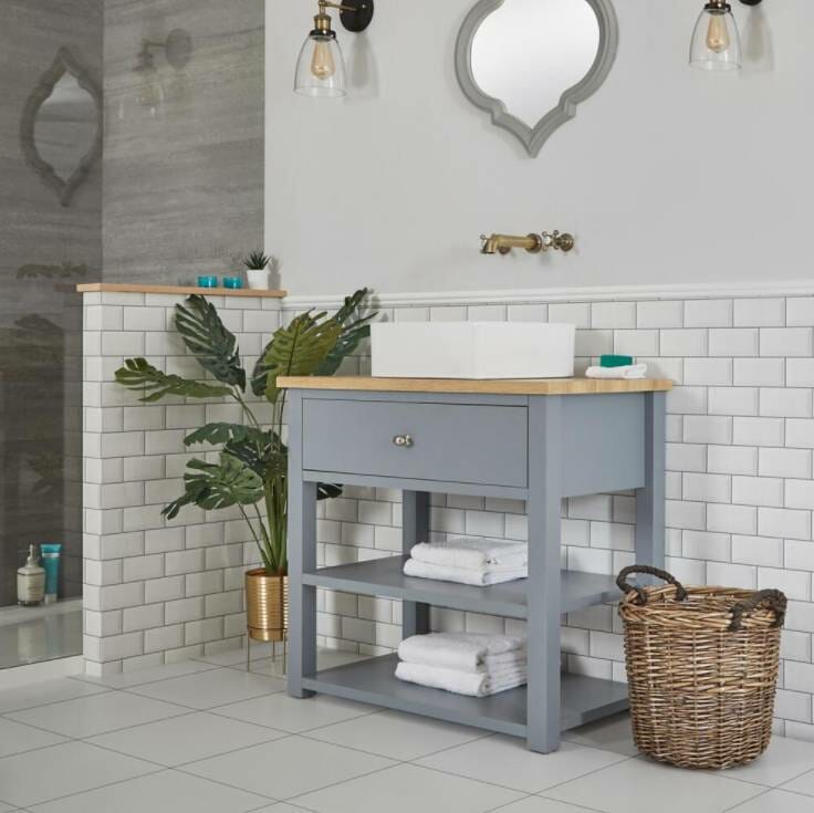 Mueble de baño tradicional