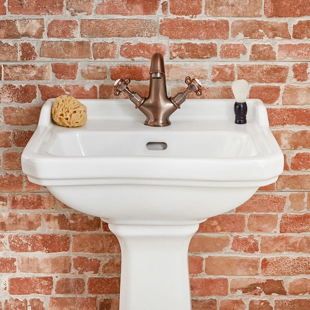 lavabo con pedestal