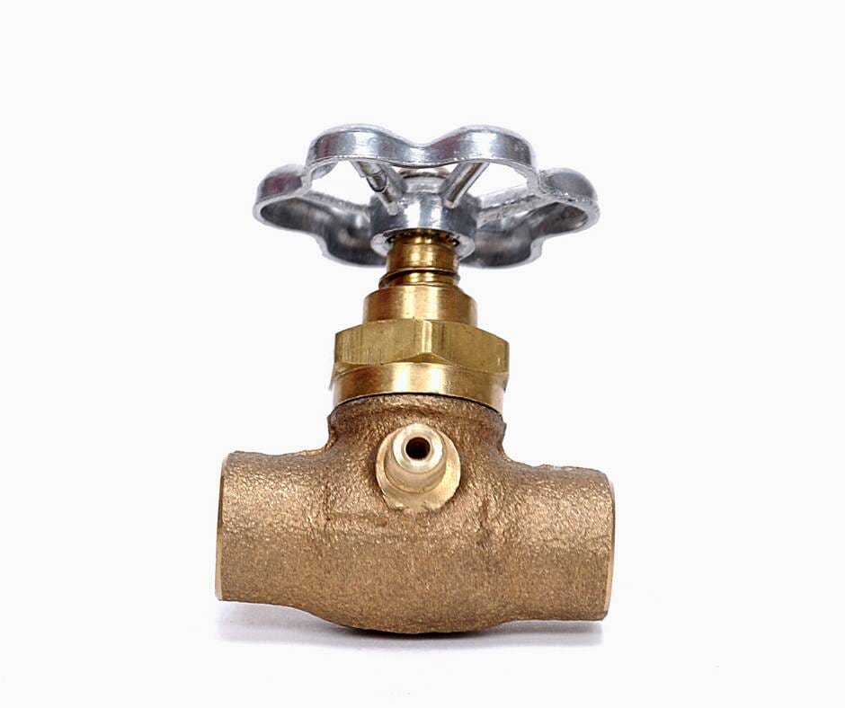 Interior de una válvula de reducción de presión del agua Válvula de reducción de presión del agua de una ducha